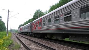 "Серым утром". ЭП1М-616 со скорым поездом Волгоград - Москва