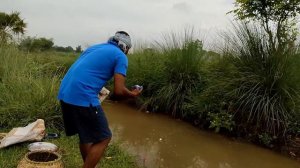 Fishing Video🐠🎣 || I would not have believed if I had not seen so many fish in the village canal