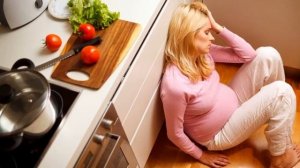 СТРЕСС ВО ВРЕМЯ БЕРЕМЕННОСТИ | Как стресс влияет на развитие ребенка в утробе