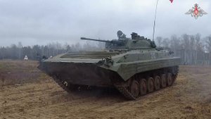 Интенсивная подготовка экипажей БМП на Белорусских полигонах.