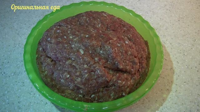 Мягчайшие и сочные свино-говяжьи котлетки с сюрпризом смотреть онлайн
