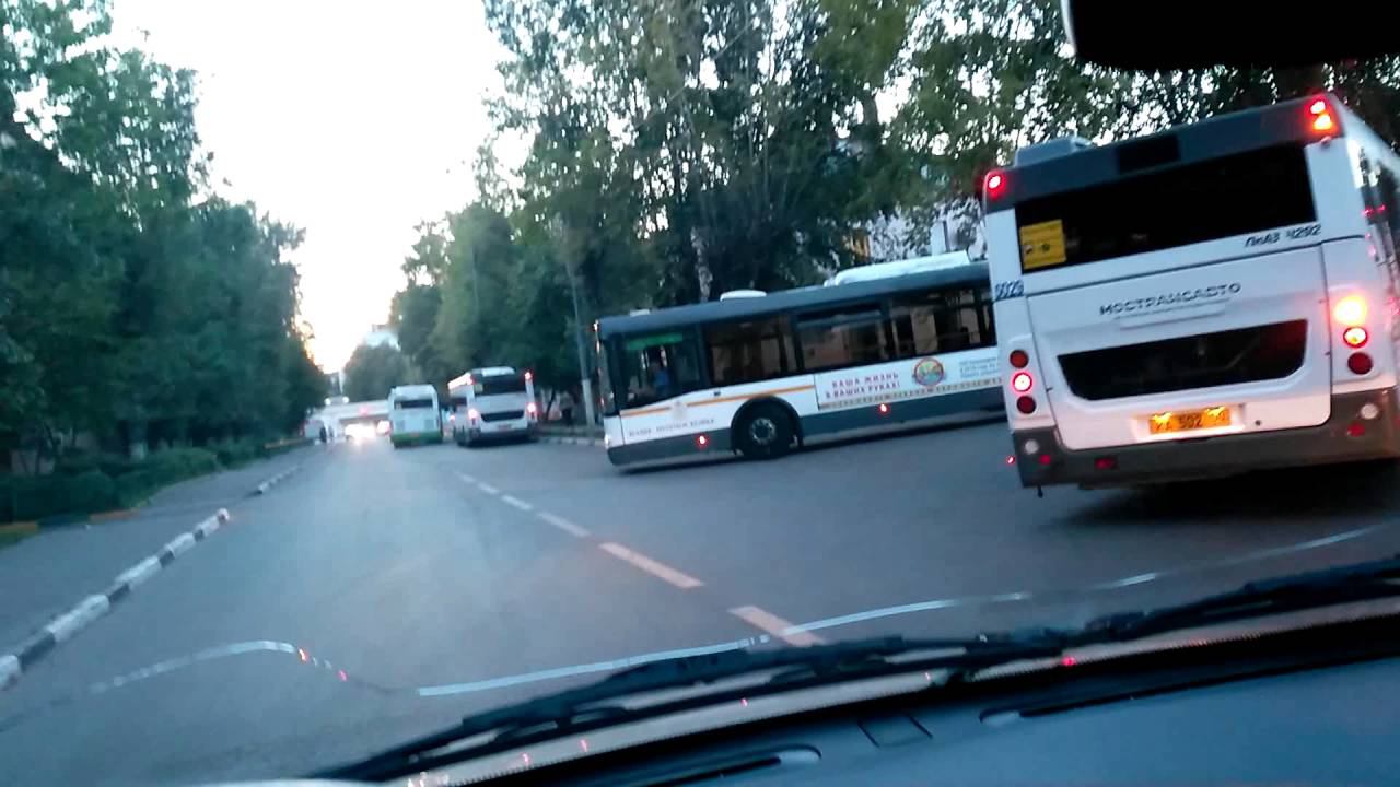 Автобусы в Химках снова создают затор. смотреть онлайн