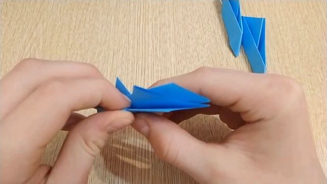 Как сделать бумеранг из бумаги смотреть онлайн