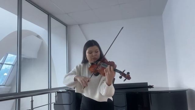 Айткулова Камила, скрипка. 18 лет, 2 тур