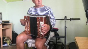 Старая ГАРМОШКА С МОЩНЫМ БАСОМ.