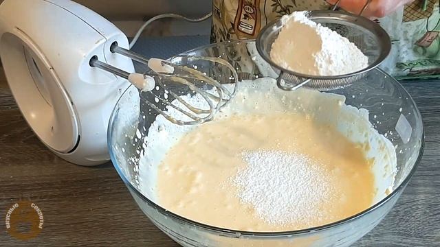 Пирог Ягоды в облаках. Рецепт пирога с замороженными ягодами