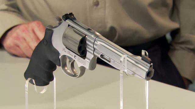 2015 Gallery of Guns TV - Smith & Wesson Model 986 - Pro Series смотреть онлайн