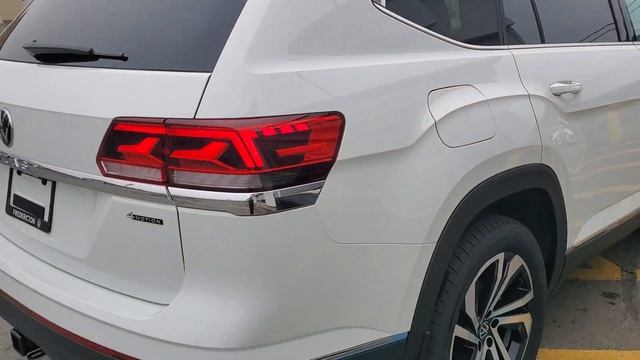 2023 Volkswagen Atlas Highline V6 @Frederictonvw