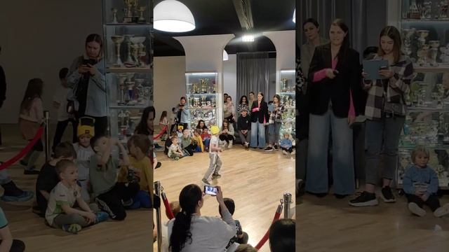 Брейк батл 19.02.2023 ПЕРВОЕ МЕСТО МАКС!!! смотреть онлайн