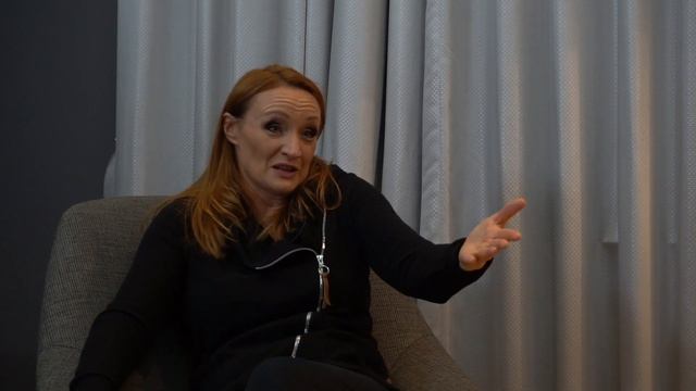 Елена Новикова про активного зрителя, прожарку и Поперечного / Интервью