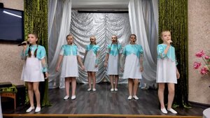 Вокальный ансамбль "Наше время", 2 группа-от 13 до 18 лет включительно, вокал (эстрадное пение).