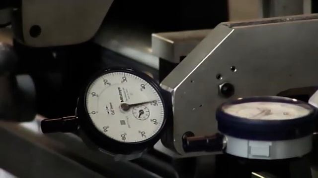 Рихтовочные гидравлические прессы для различных заготовок (оси, валы, прутки трубы и т.д.) смотреть онлайн