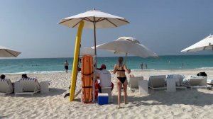 Saadiyat Beach Club. Пляжный клуб премиум класса на о. Саадият. Лучший общественный пляж в ОАЭ