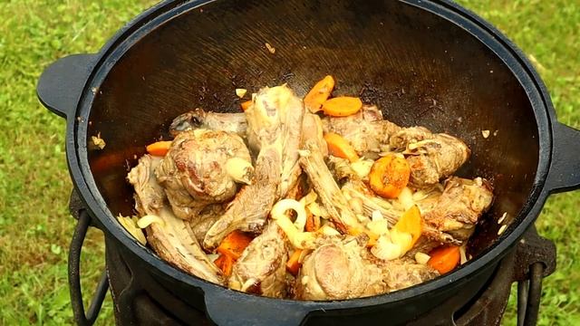 ЛУЧШАЯ ШУРПА В КАЗАНЕ НА КОСТРЕ С БАРАНИНОЙ ПО-УЗБЕКСКИ
