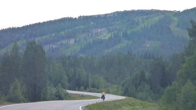 Pyöräretki Luosto - Tahkovuori 2013 смотреть онлайн