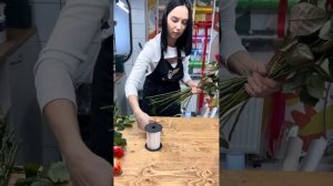 Как сделать из 51 Розы сердце