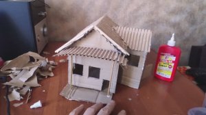 Как сделать дом из картона?