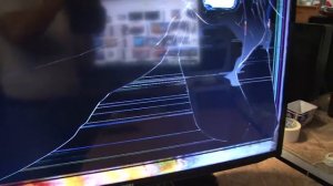 №086. SAMSUNG UE40EH5007K битая матрица,на запчасти, t-con: lsj400hm050s