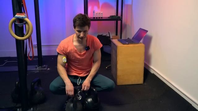 ПОДТЯГИВАНИЯ С ВЕСОМ ЭФФЕКТИВНЫ? ПРОВЕРКА НА МИОГРАФЕ!