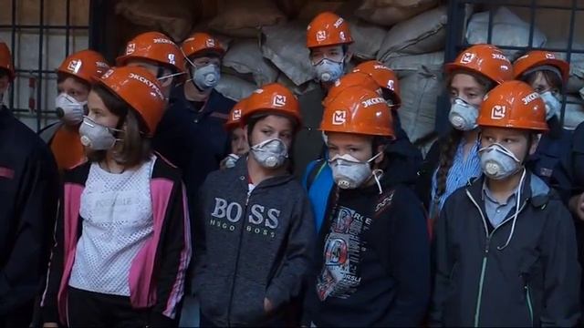 Сегодня металлурги показали серовским школам, чем живет предприятие смотреть онлайн