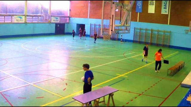 futbol sala CET10-les corts (2015) смотреть онлайн