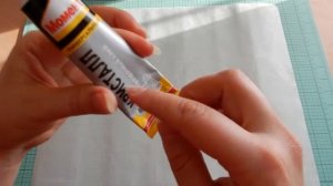 Вопрос по клею момент кристалл