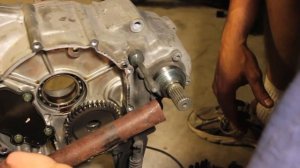 Part 13 - Suzuki Burgman 650 Removal of engine parts | MicBergsma