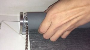 Как самому повесить рулонные шторы правильно и быстро.