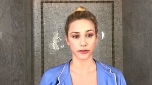 Riverdale Star Lili Reinhart's Guide to Fresh-Faced Makeup | Beauty Secrets | Vogue