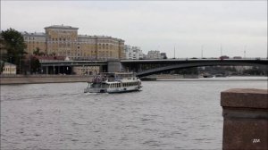 Пассажирский теплоход Москва 64 в центре Москвы 13 09 2020г