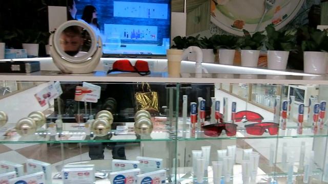 Отдел отбеливания зубов White & Smile в ТК Променад смотреть онлайн