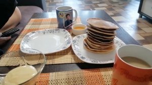 ВЛОГ ГОТОВИМ ПАНКЕЙКИ?/ЧЕМ ВОНЯЕТ?/ВЫБРОСИЛА ЦВЕТОК?