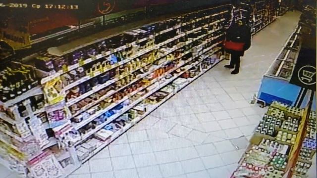 кража в Пятерочки , Комсомольская 116/4 смотреть онлайн