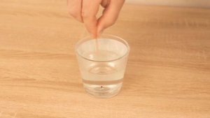 Удалите воск со стакана с помощью ПРОСТОГО трюка ? (ГЕНИАЛЬНО) ?