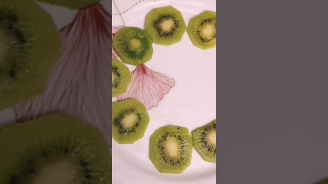 Secret benefits of kiwi 🥝#kiwi#kiwikfaidy