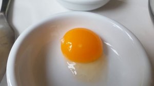 Как определить, оплодотворено яйцо или нет? До инкубации!