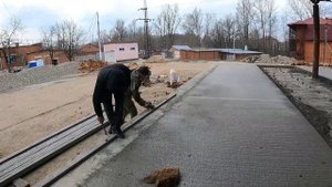 Заливка стяжки с виброрейкой. Часть 2. Реконструкция здания.