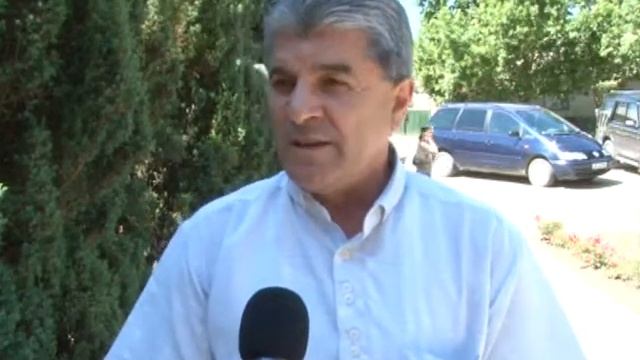 Давайте вспомним: Басарабяска получила в подарок контейнеры и машину для вывоза мусора смотреть онлайн