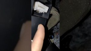 Ubicación Conector escáner OBD II Nissan Sentra 2014