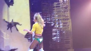 Britney Spears MATM/Gimme More live Apple Music Festival 27th September 2016