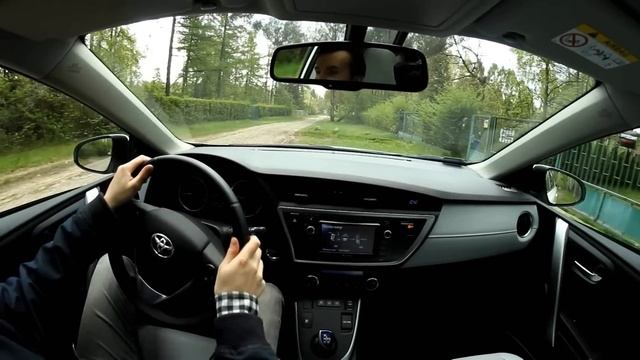 Toyota Auris Hybrid 1.8 136 KM, 2013 - #85 Jazdy Próbne