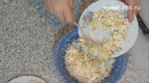 Праздничный салат с виноградом и сыром