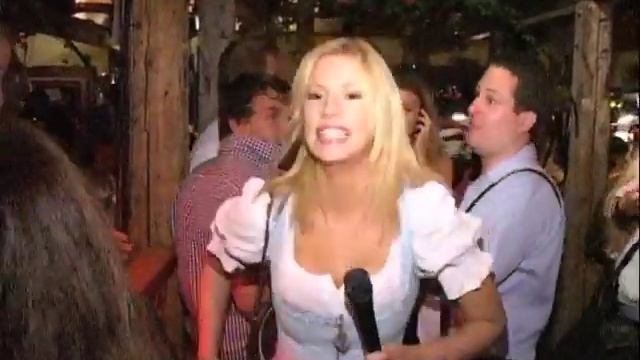 Wiesn Gaudi TV lässt's Stanzerl tanzen (Oktoberfest 2009) смотреть онлайн