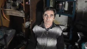Почему хрустит задняя скорость при включении передачи