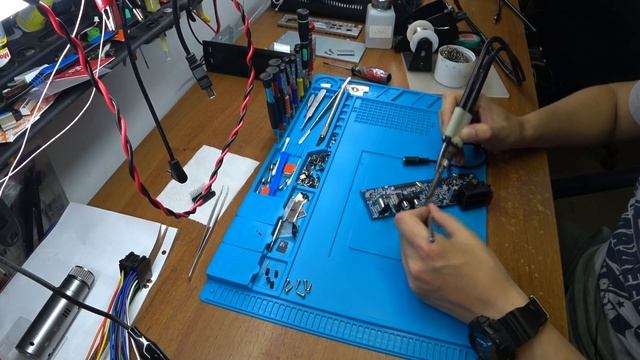 Не работает 2 канала у магнитолы Nakamichi NQ711B | SERVICEMAN
