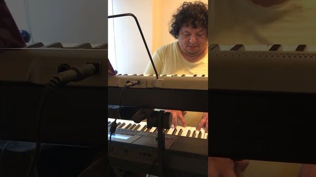 CONO - MIRAFLORES MARCIANO EN CASIO CTX 3000 смотреть онлайн