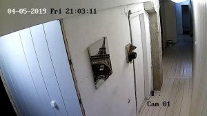 Монтаж камеры со звуком в коммунальной квартире (камера HiWatch DS I114)