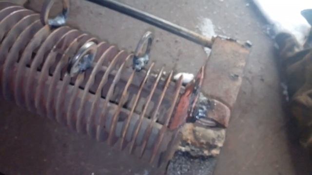 СОПРОТИВЛЕНИЕ ДЛЯ СВАРКИ СВОИМИ РУКАМИ ИЗ КРАНОВОЙ ПРУЖИНЫ смотреть онлайн