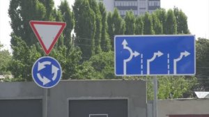 На пересечении улиц Димитрова и Брусилова вместо обычного кольца теперь турбокольцевой перекрёсток