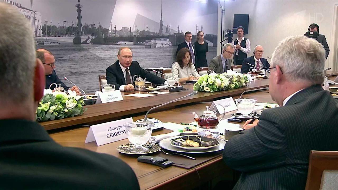 Президент России ответил на вопросы ведущих зарубежных информационных агентств